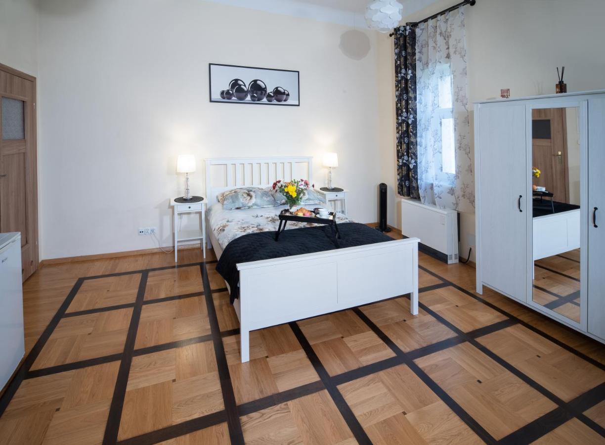 Apartament Moments Stare Miasto Style And Comfort Netflix Krakkó Kültér fotó